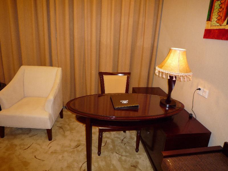Guangzhou Yifeng Hotel Екстер'єр фото